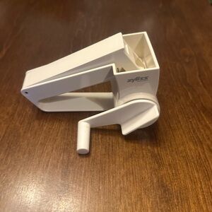 Zyliss Classic Rotary Cheese Grater.